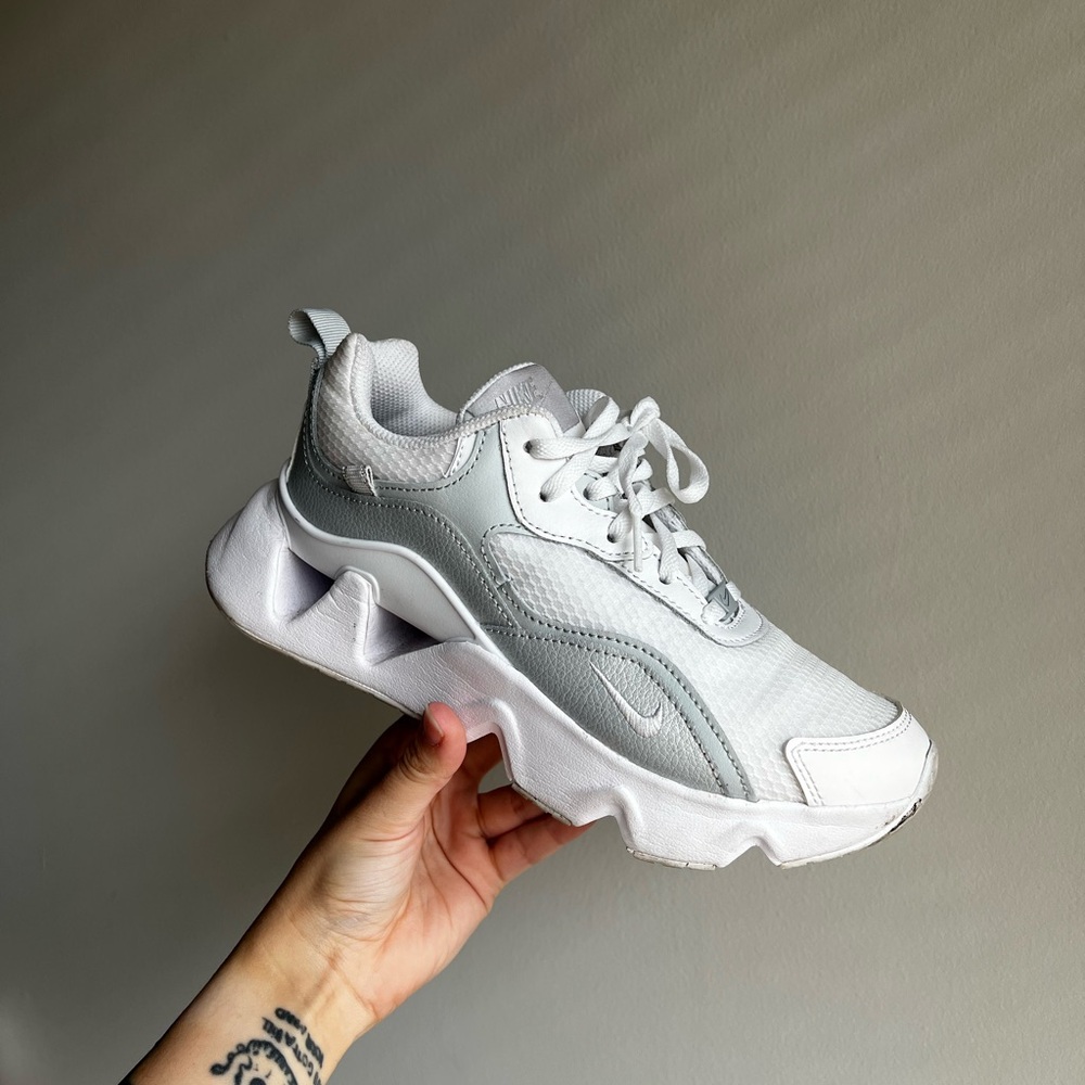 Nike Women's White and Light Gray Sneakers